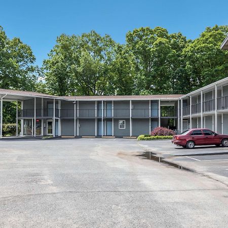 Rodeway Inn Андерсон Екстер'єр фото